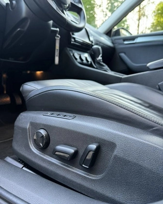 Skoda Superb cena 69900 przebieg: 168900, rok produkcji 2017 z Łomża małe 254